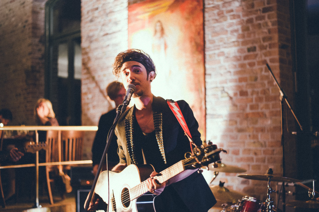 Hochzeitsreportage_Berlin_Band_Sänger