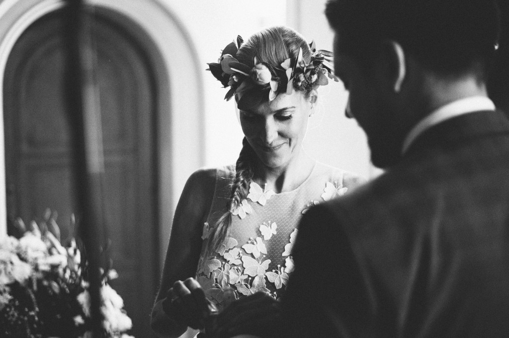 18_Hochzeitsfotograf_Berlin_krichliche_Trauung_Ringtausch