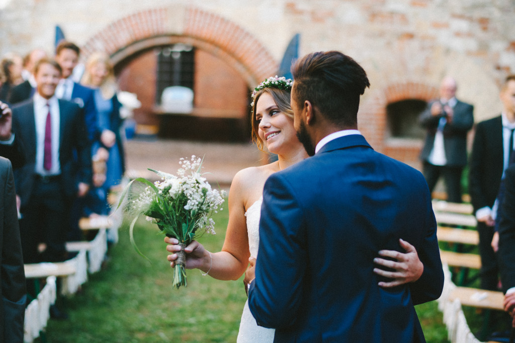 62 Hochzeitsfotograf Berlin freie Trauung Einmarsch