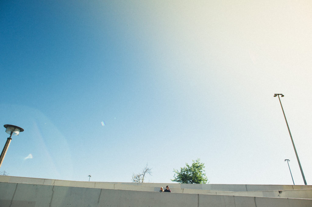 Paarshooting Berlin Portrait Beton Himmel