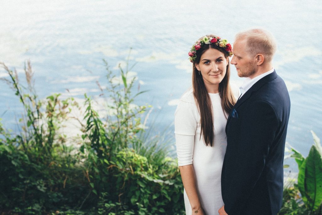 hochzeitsfotograf_berlin_portrait_am_see_closeup